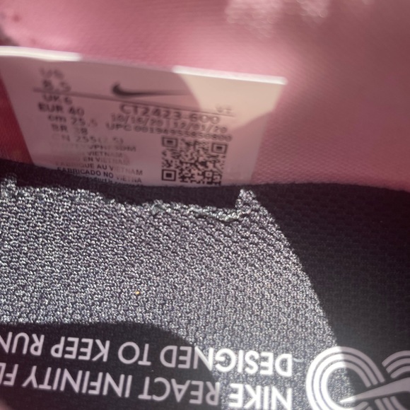 Women’s Nike React Infinity Run Flyknit 2 Running Shoe 8.5 - Picture 5 of 7